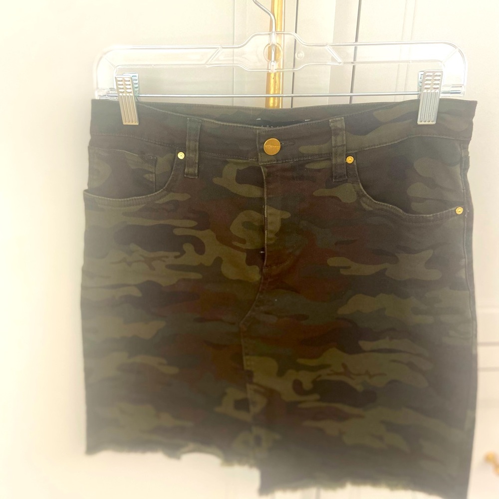 Sanctuary camo skirt